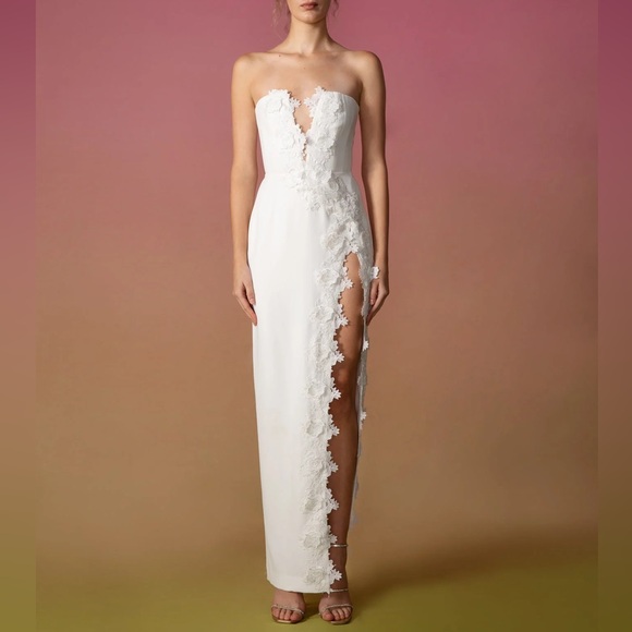 Sau Lee White Florence Floral-Appliquéd Column Gown (REVOLVE) (bride, bridal) - Picture 4 of 6